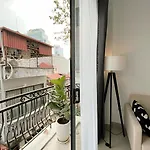 Thechanhsa Duplex Apartment Near Hanoi Train Station